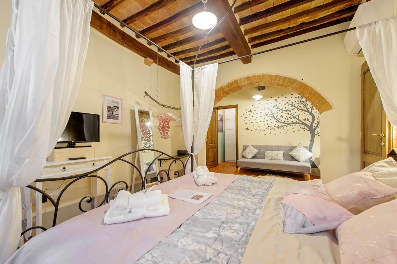 Residenza D'Epoca La Rosa Apartment Пиенца Екстериор снимка