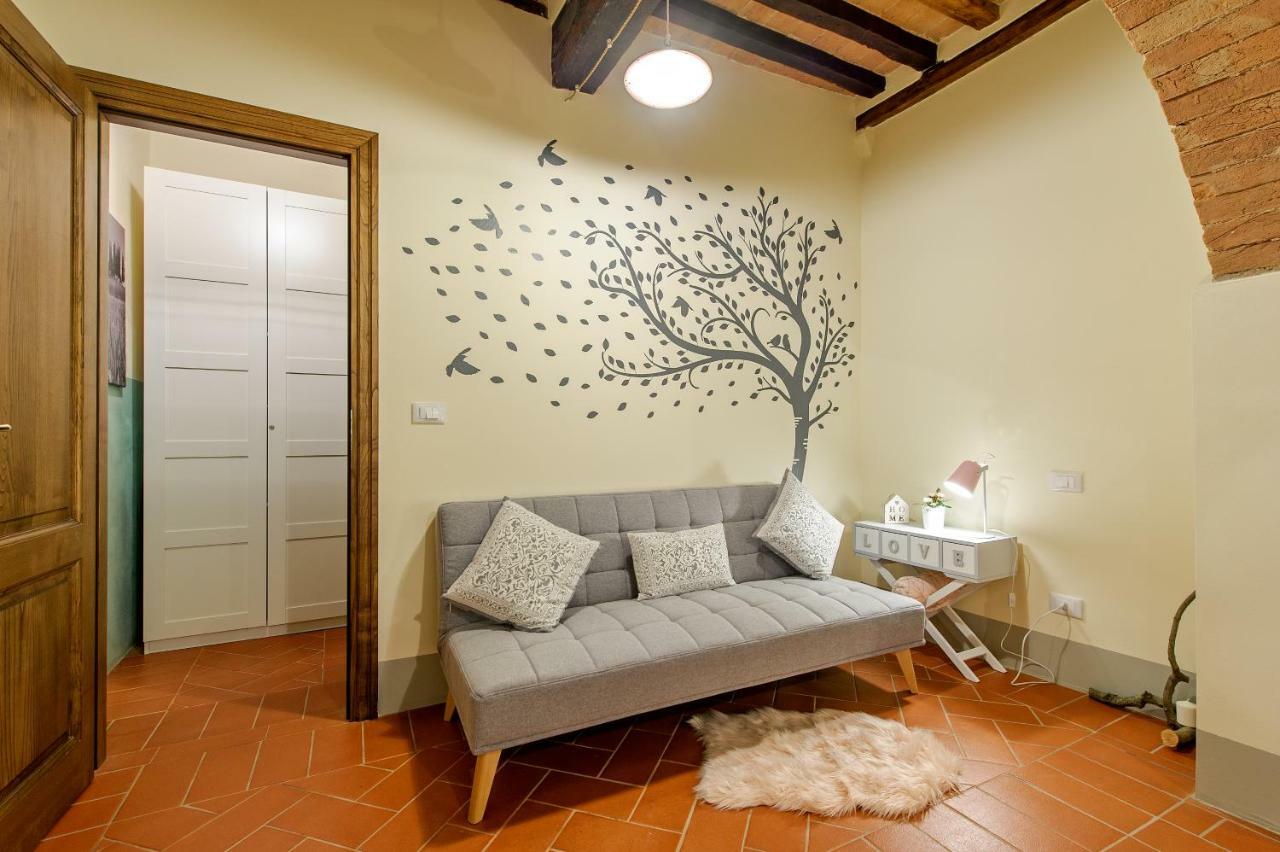 Residenza D'Epoca La Rosa Apartment Пиенца Екстериор снимка