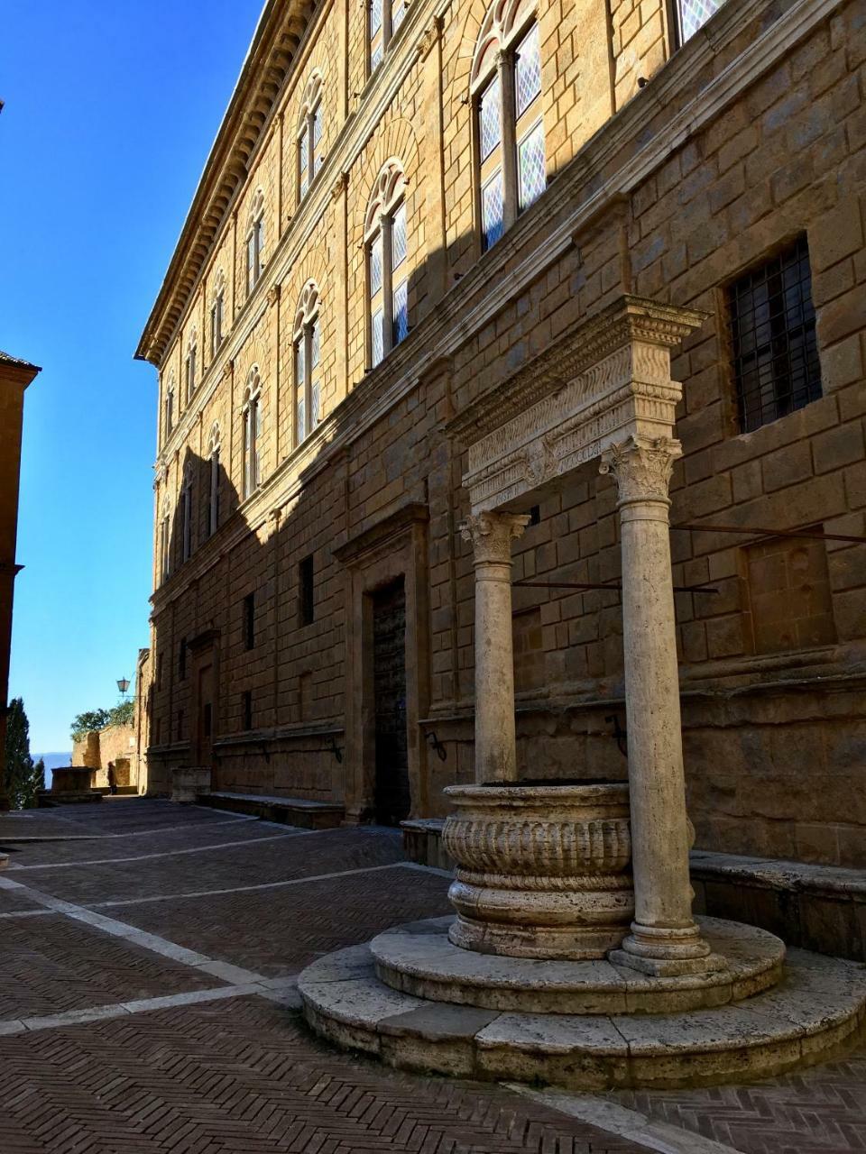 Residenza D'Epoca La Rosa Apartment Пиенца Екстериор снимка